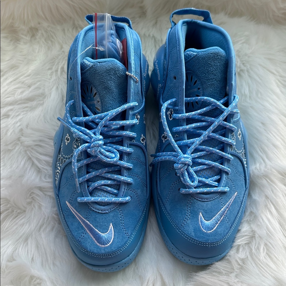 Nike x Supreme Air Zoom Flight 95 SP 'University Blue - Picture 2 of 9